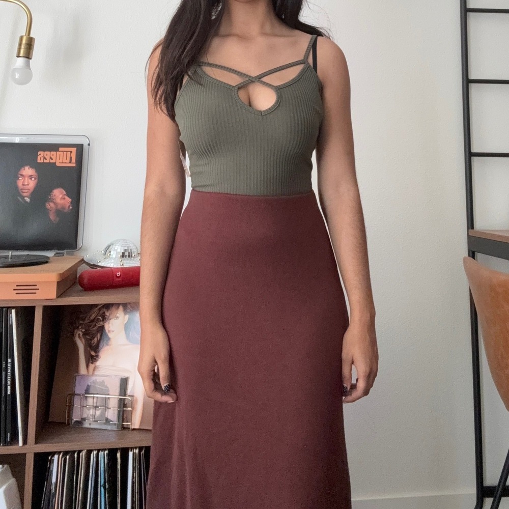 Charlotte Russe Olive Green Ribbed Strappy Keyhole Bodysuit Snap Crotch Size S - Picture 2 of 9